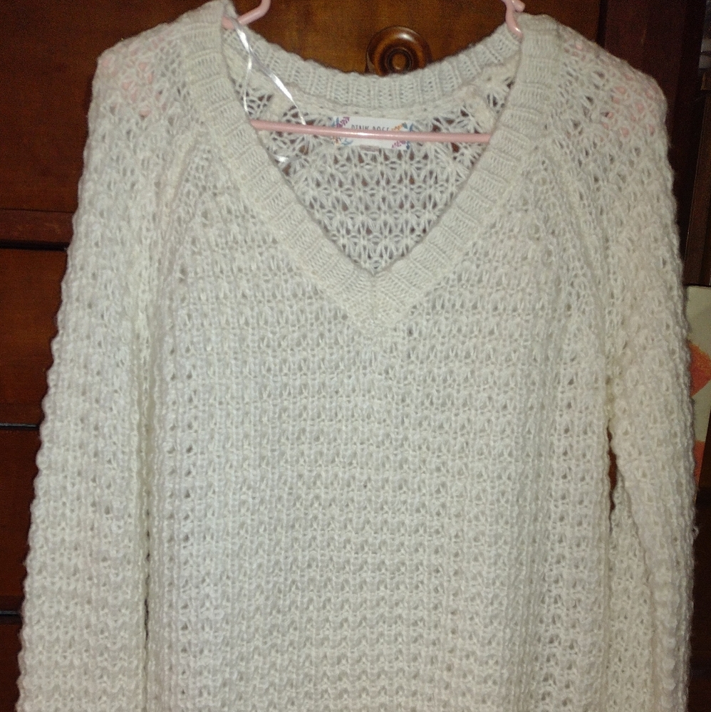 Pink Rose sweater size L